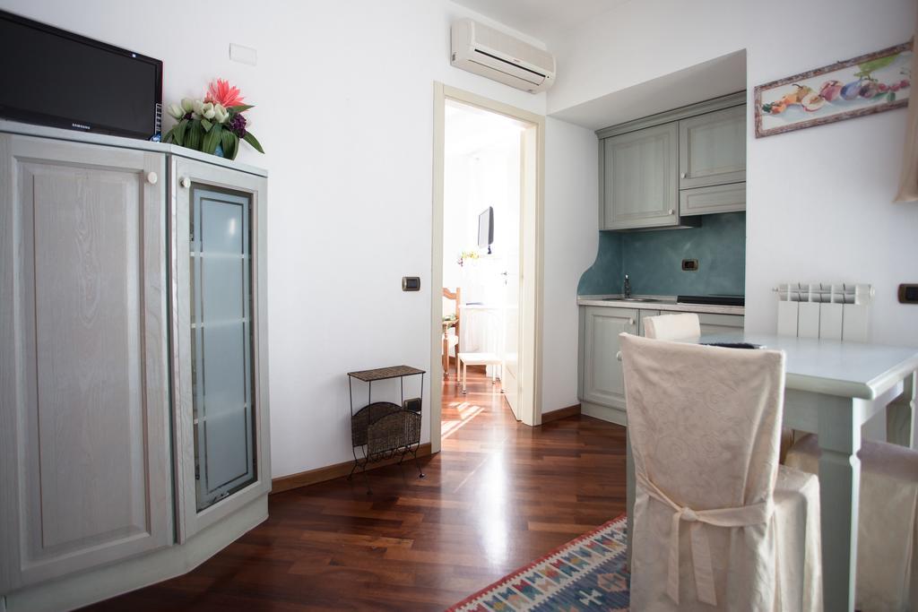 Residence Criro Marina Palmense Szoba fotó